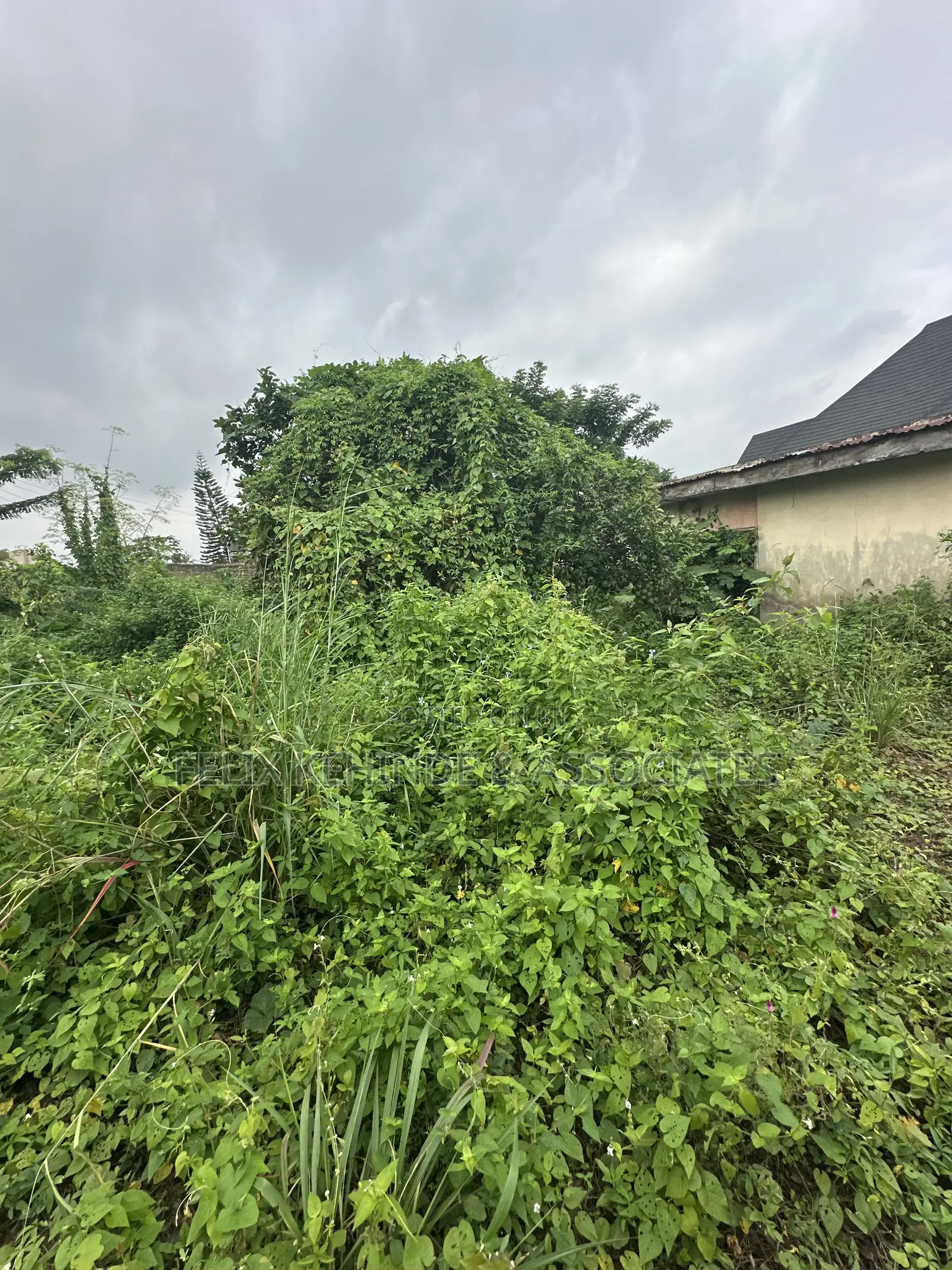 3bdrm Bungalow in Olubadan Estate,, Iwo Road for sale