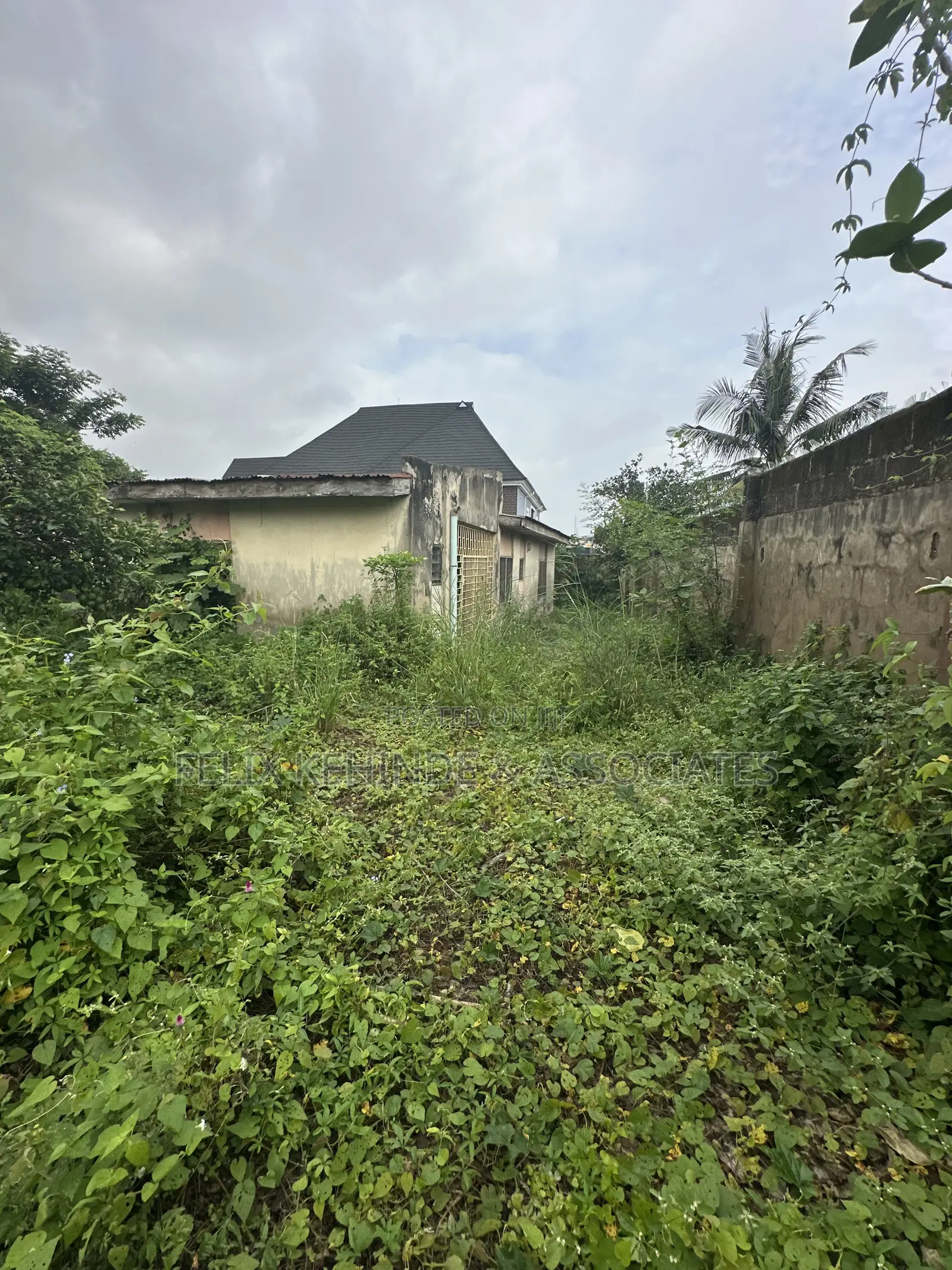 3bdrm Bungalow in Olubadan Estate,, Iwo Road for sale