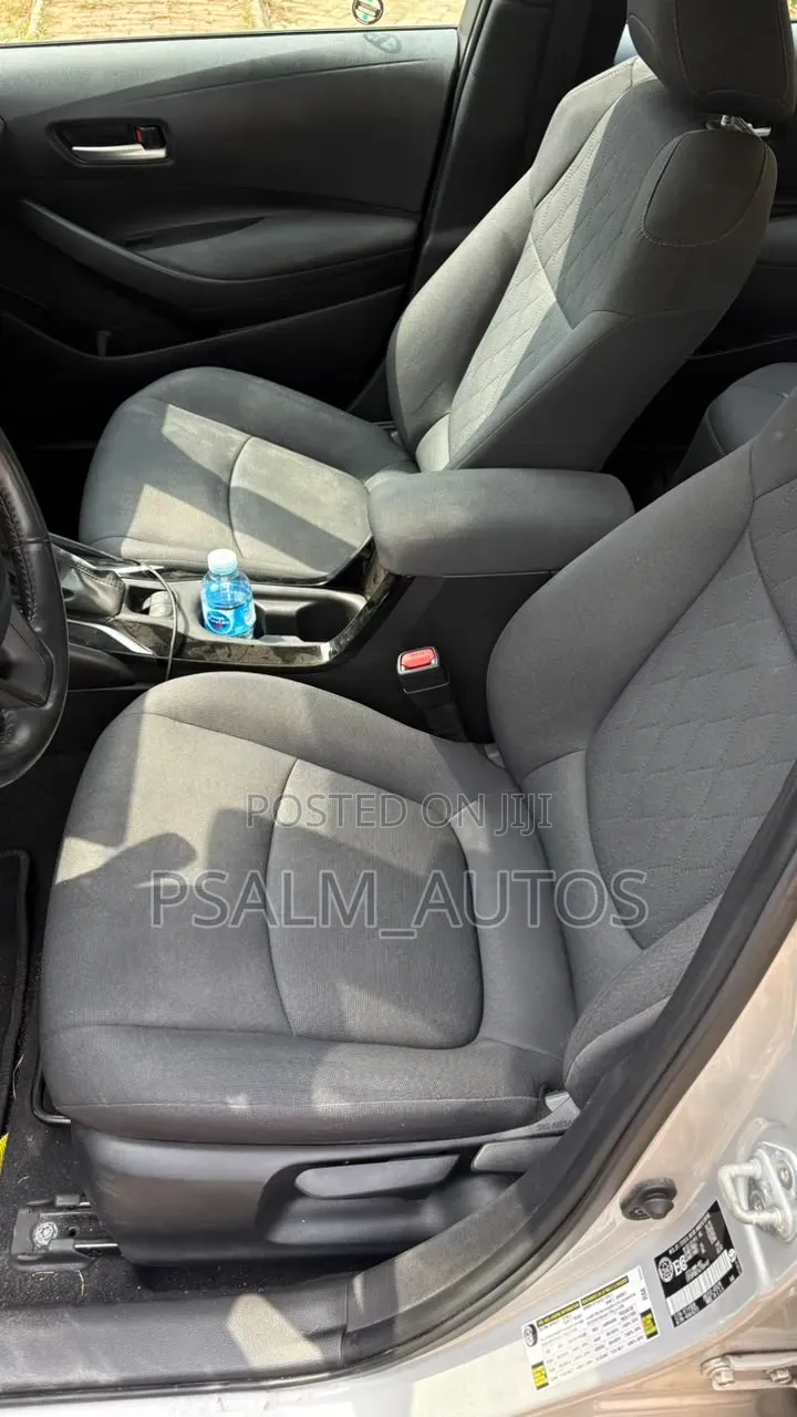 Toyota Corolla 2019 Silver