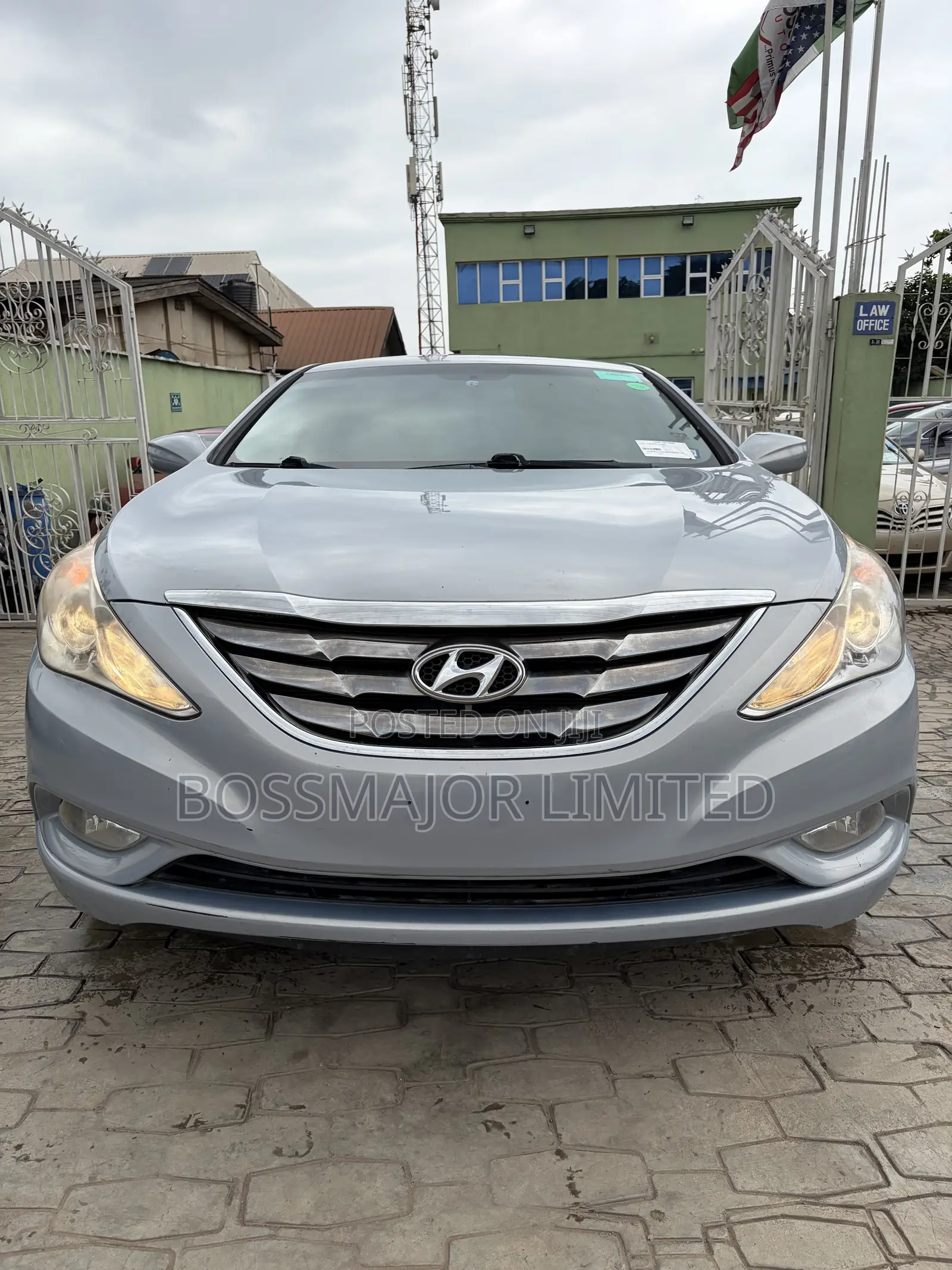 Hyundai Sonata SE Sedan FWD (2.4L 4cyl 6A) 2013 Ivory