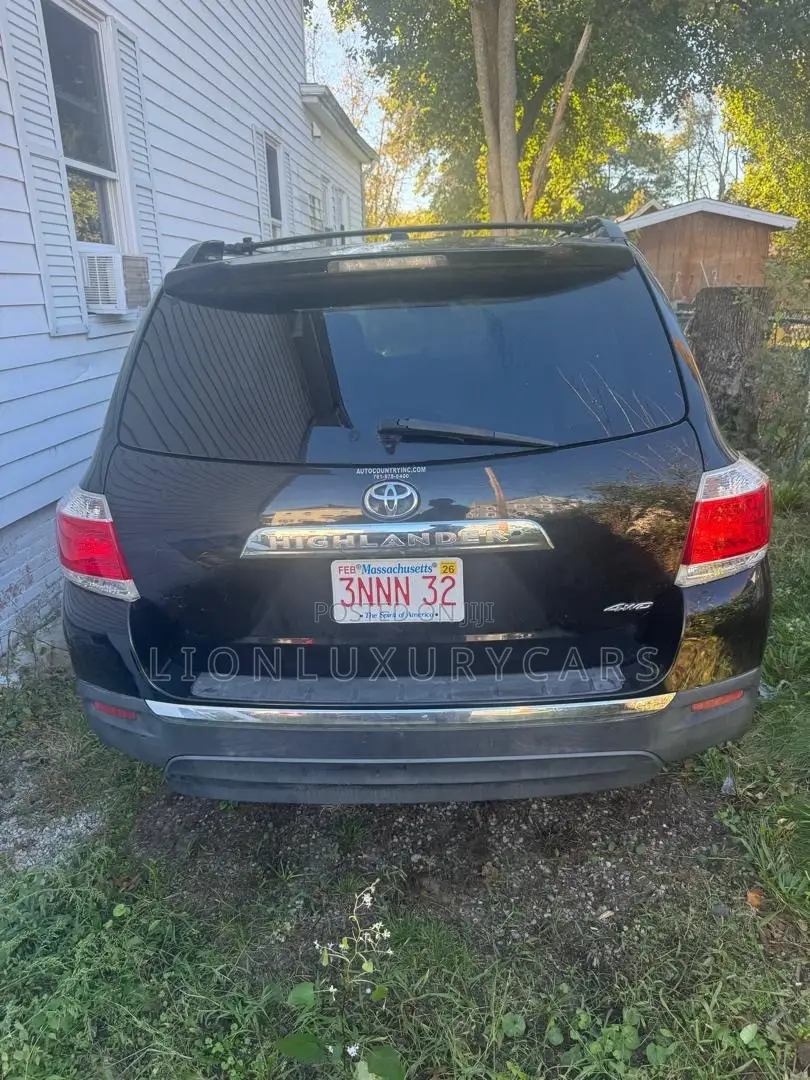 Toyota Highlander 2013 Black