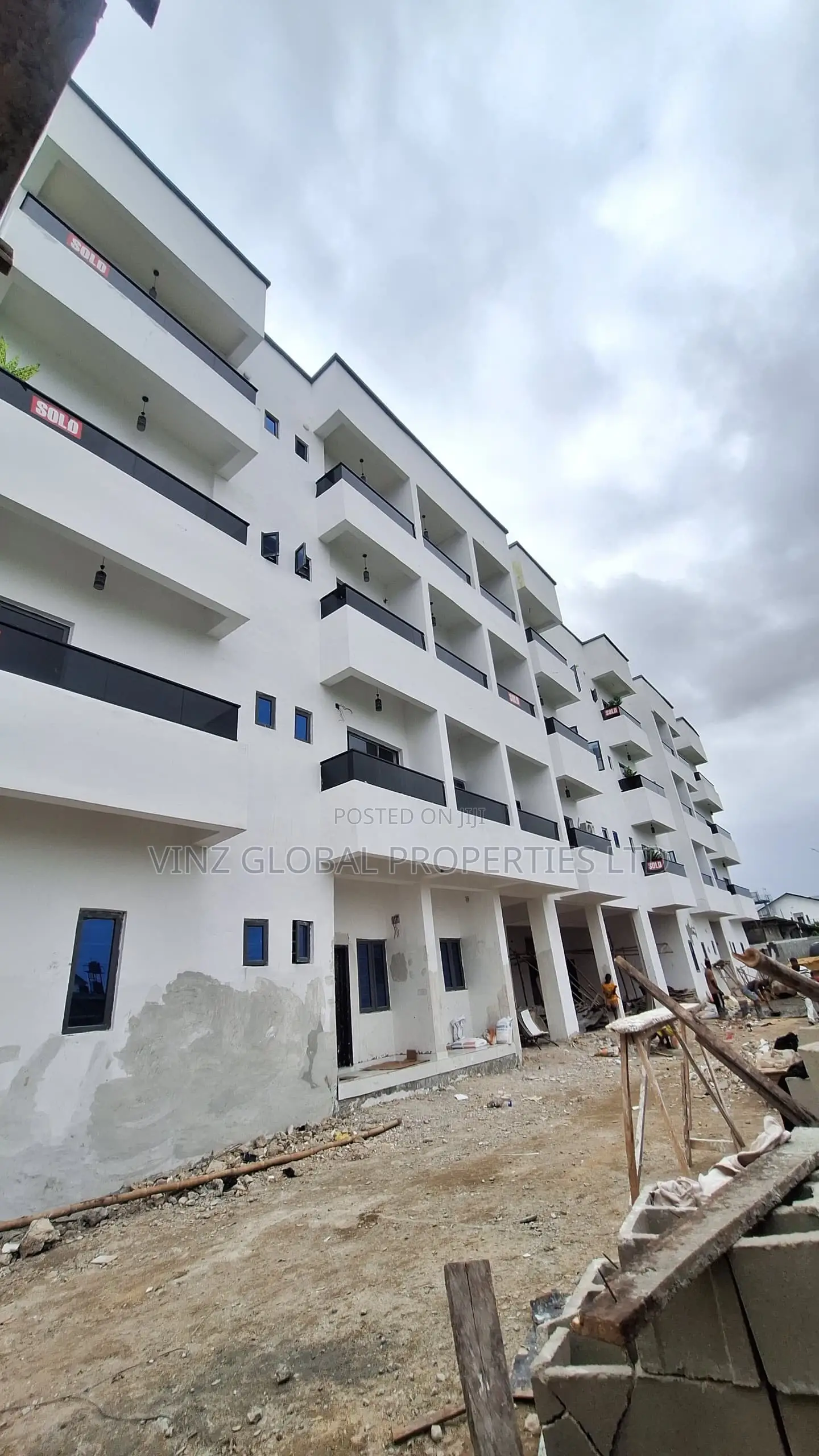 2bdrm Apartment in Lekki for sale