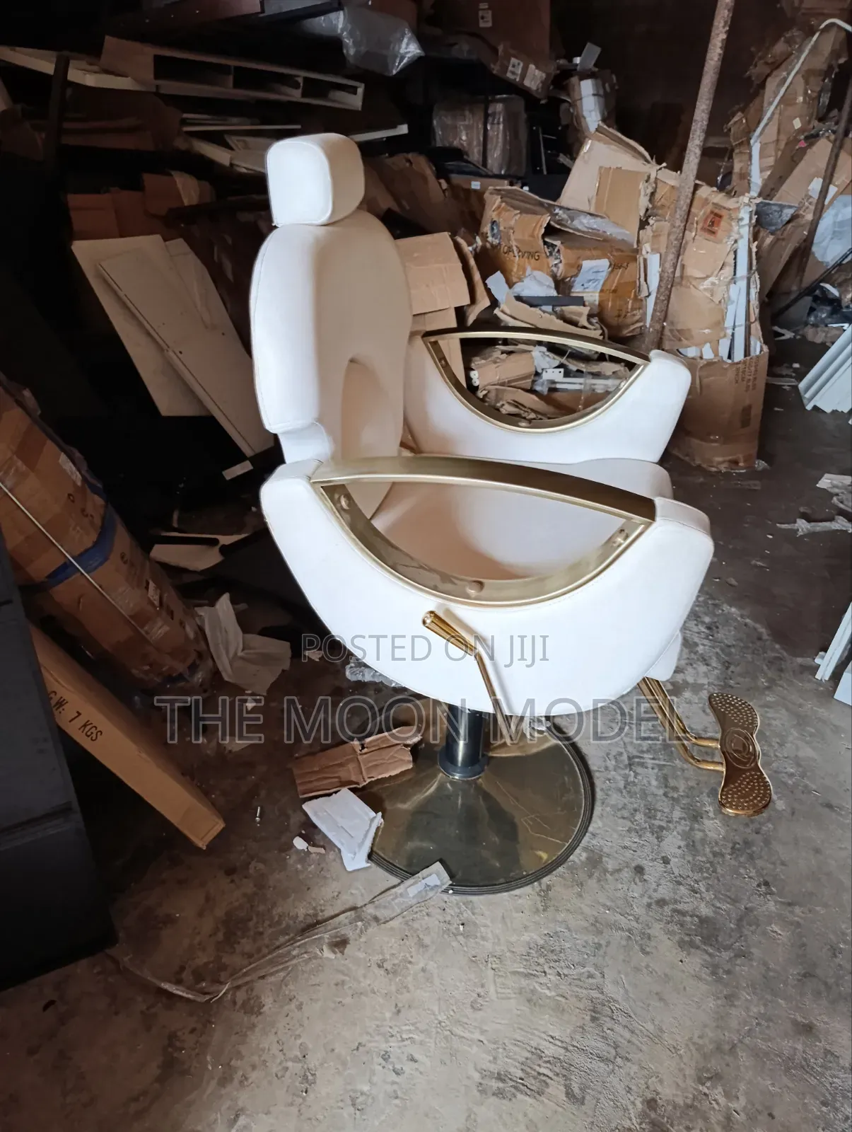 Multipurpose Quality Salon/Office Chair