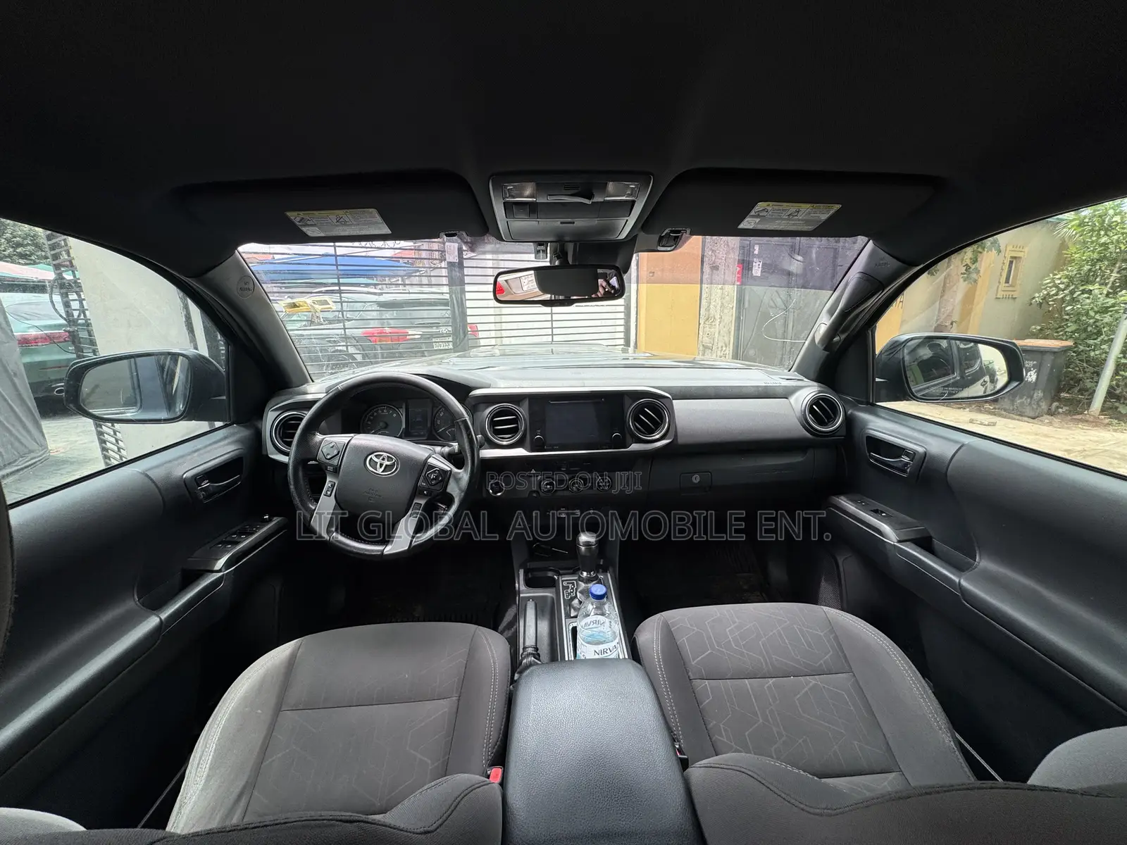 Toyota Tacoma 2018 Black