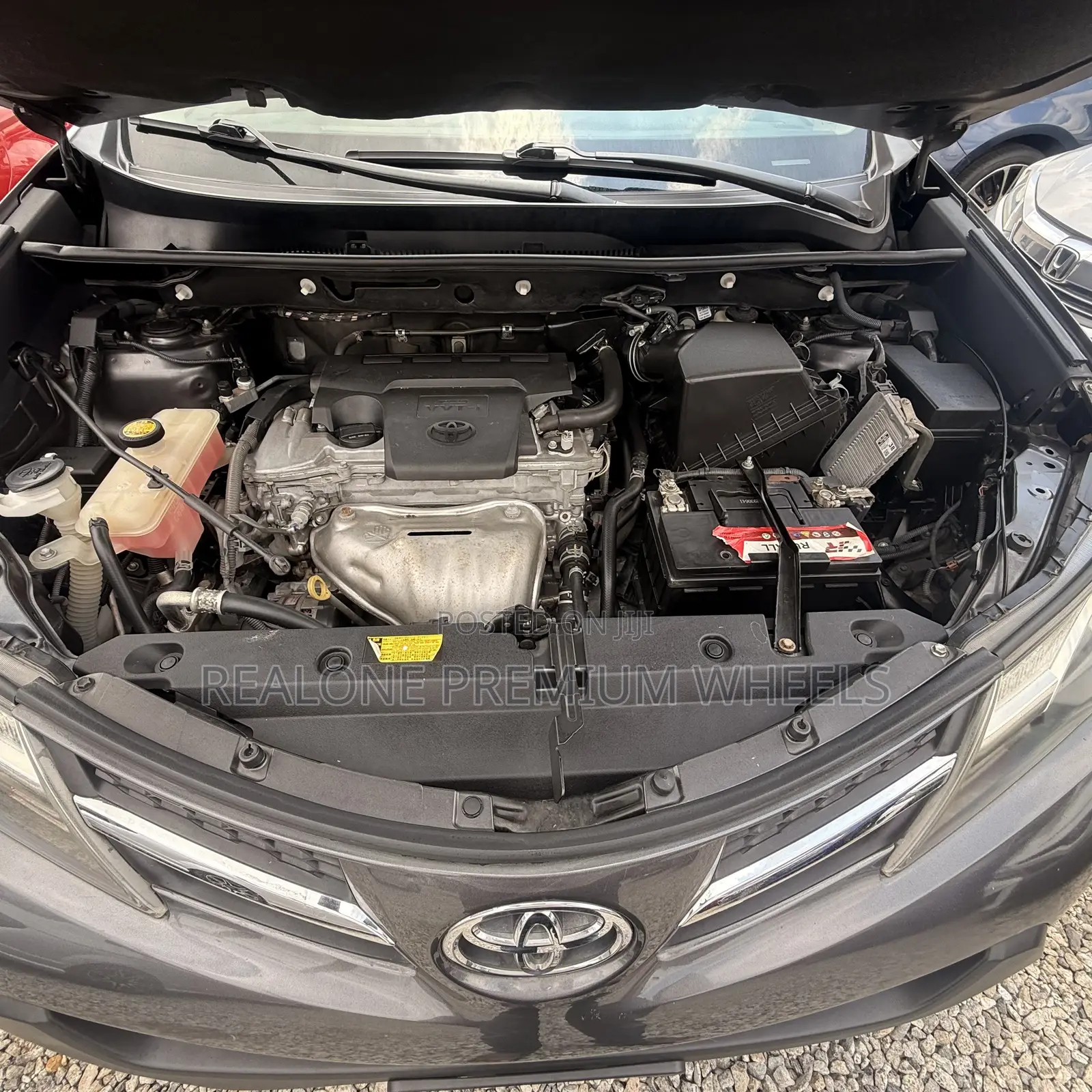 Toyota RAV4 Limited 4dr SUV AWD (2.5L 4cyl 6A) 2015 Gray
