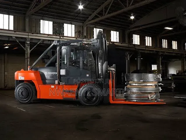 Heavy Duty 7 Tons Mobile Diesel Forklift