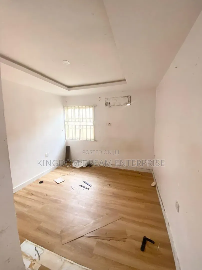 3bdrm Apartment in Gbagada Lagos for rent