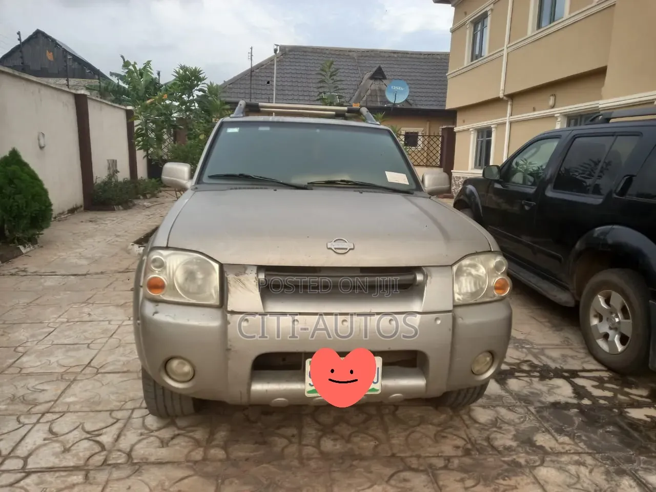Nissan Frontier 2004 Gray