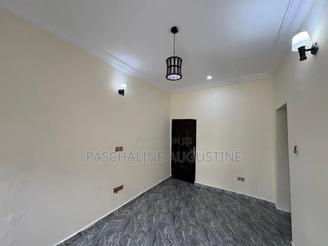 1bdrm Room & Parlour in Zim Homes And, Kubwa for rent