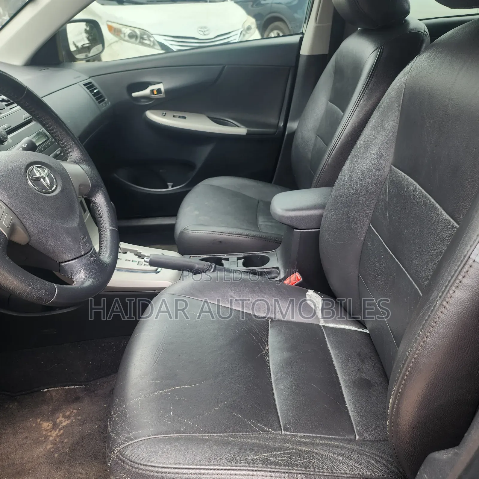 Toyota Corolla 2010 Black