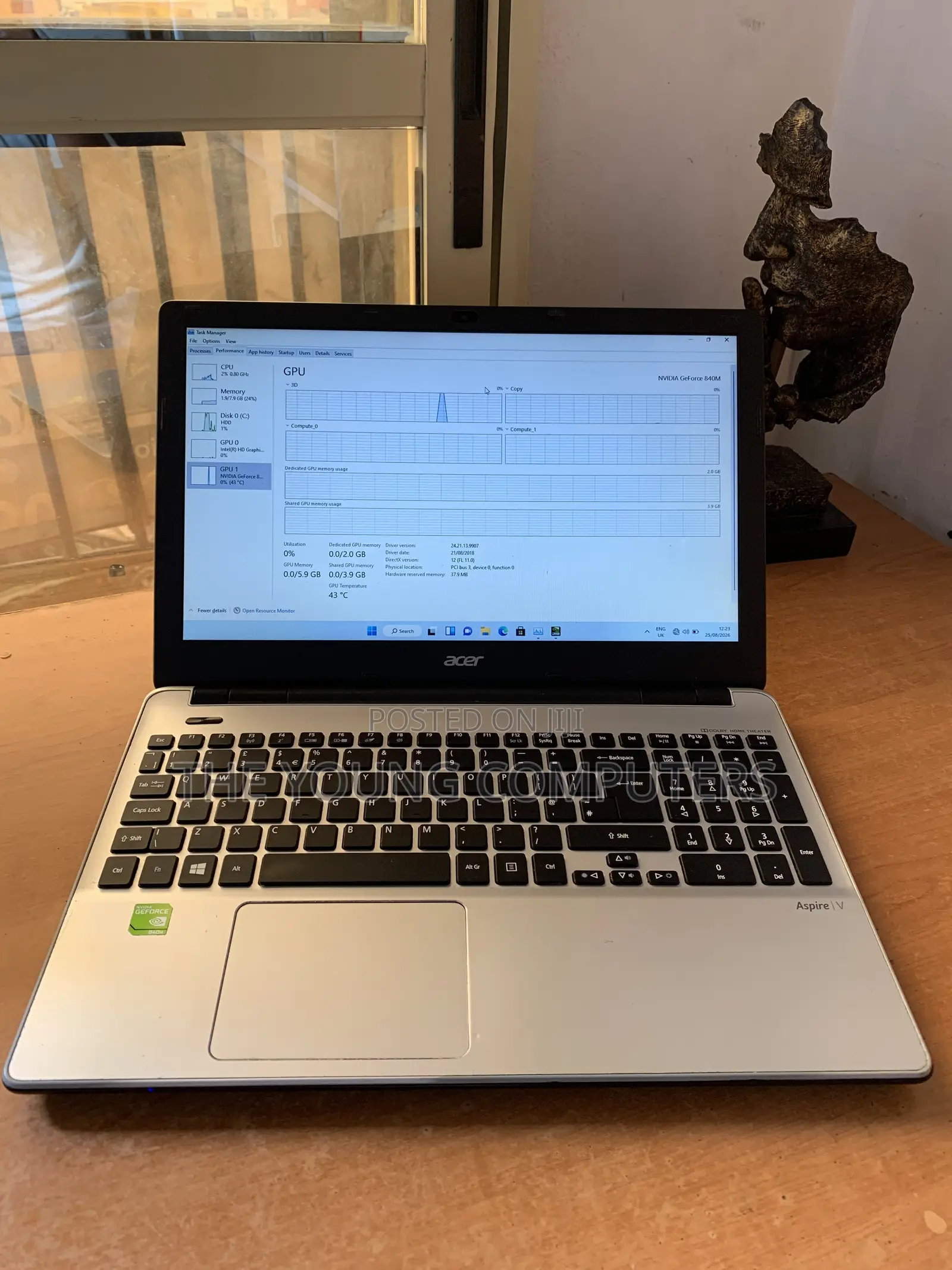 Laptop Acer Aspire E5-571 8GB Intel Core i7 HDD 1T