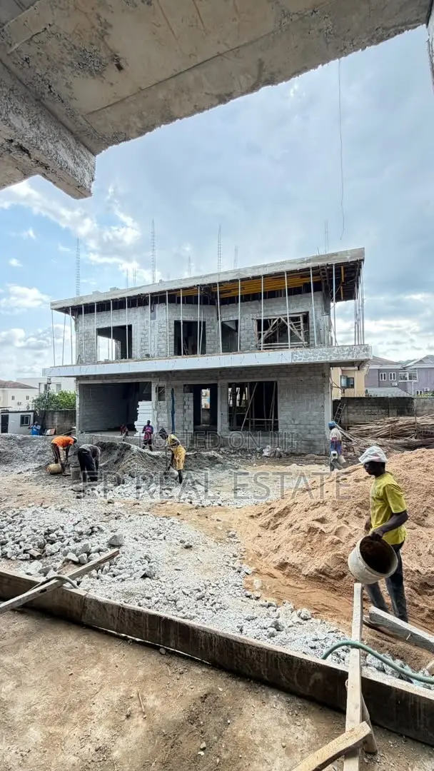 5bdrm Duplex in Katampe Extension for sale
