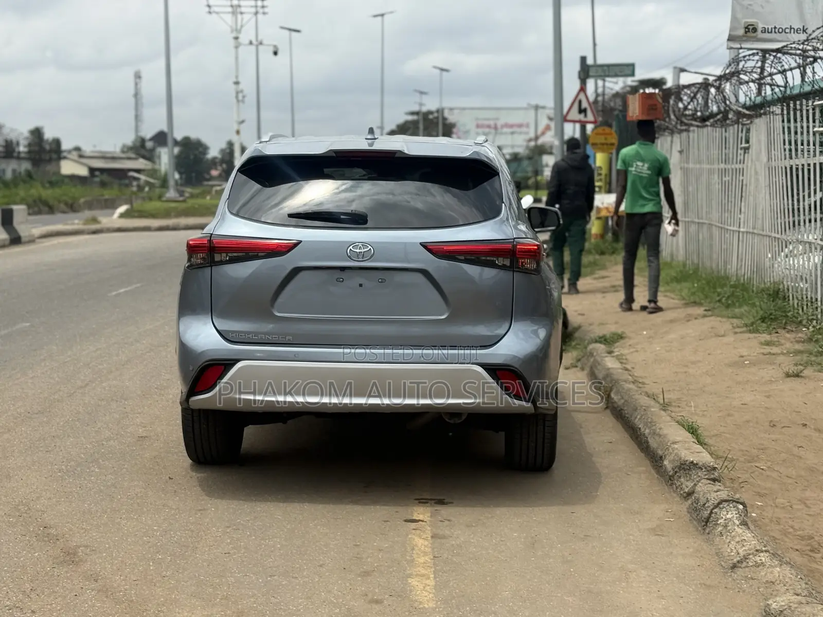 Toyota Highlander Limited AWD 2020 Blue