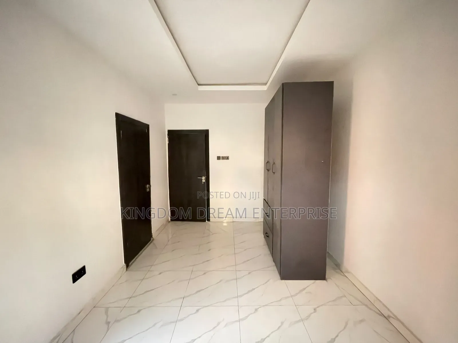 3bdrm Apartment in Gbagada Lagos for sale