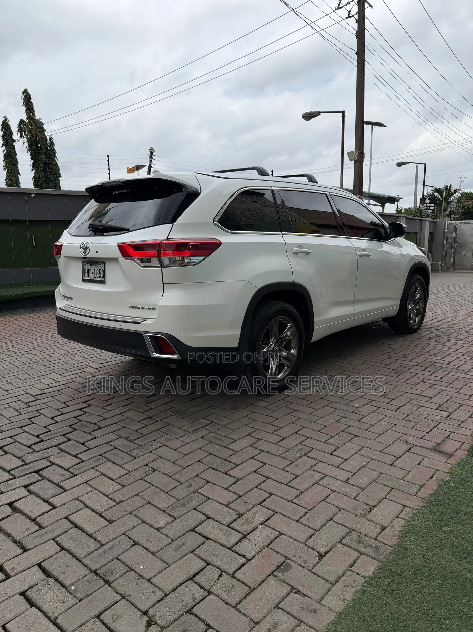Toyota Highlander Limited Platinum 4x4 V6 (3.5L 6cyl 8A) 2018 White