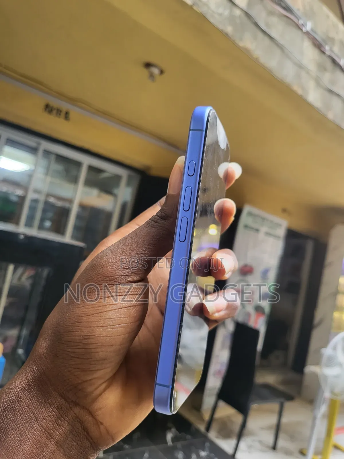 Apple iPhone 16 256 GB Blue