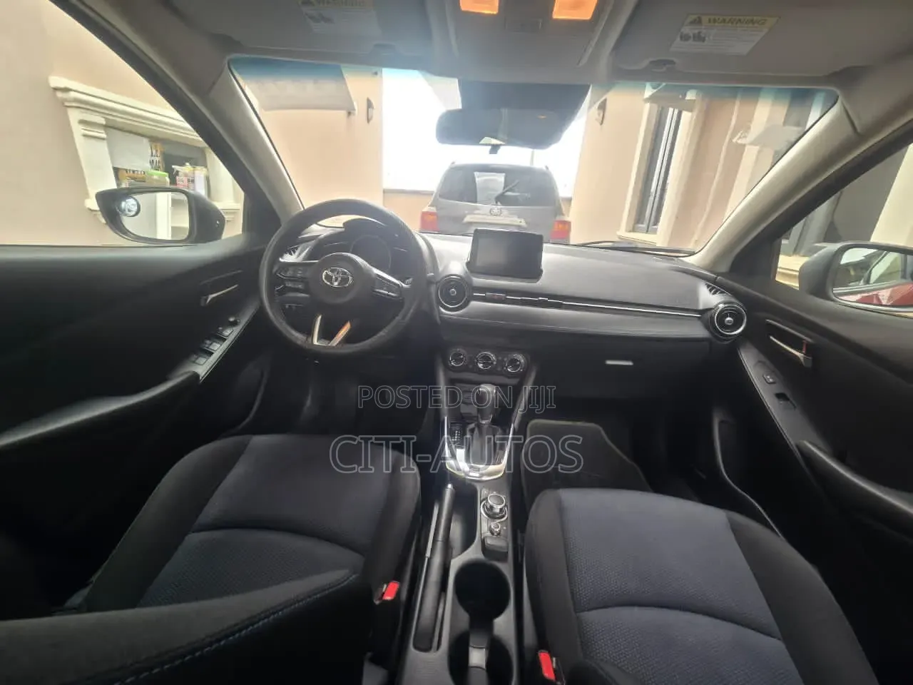 Toyota Yaris 2019 Burgundy