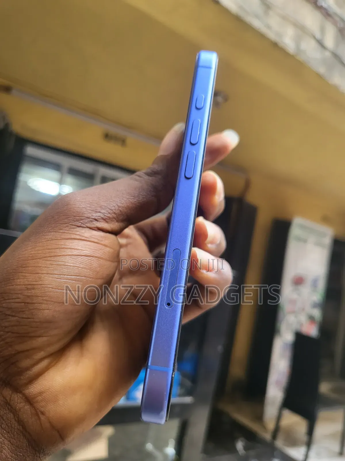 Apple iPhone 16 128 GB Blue