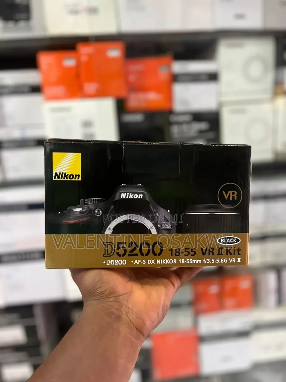 Nikon D5200 With Lens 18-55mm