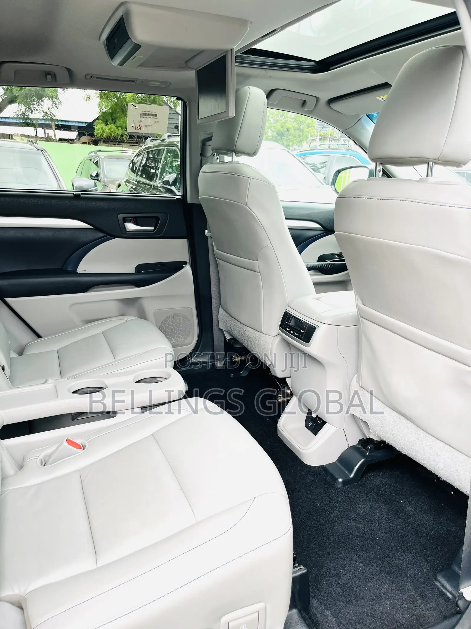 Toyota Highlander XLE 4dr SUV AWD (3.5L 6cyl 6A) 2015 Gray
