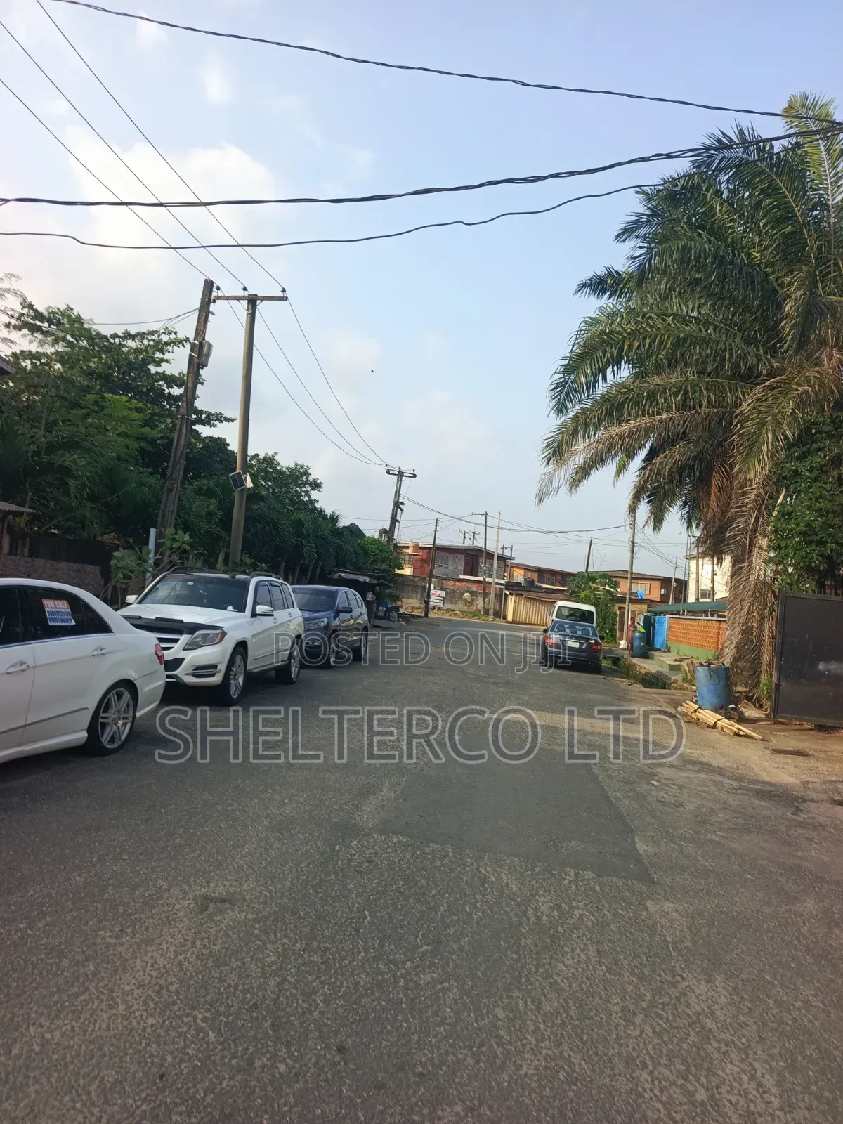 20bdrm Block of Flats in Estate, Wempco Road for sale