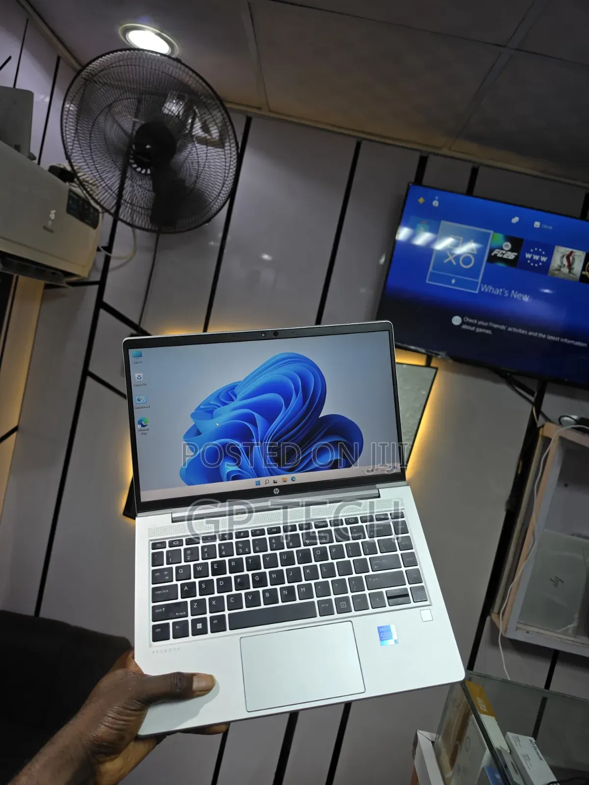 Laptop HP EliteBook 640 G9 8GB Intel Core i7 SSD 256GB