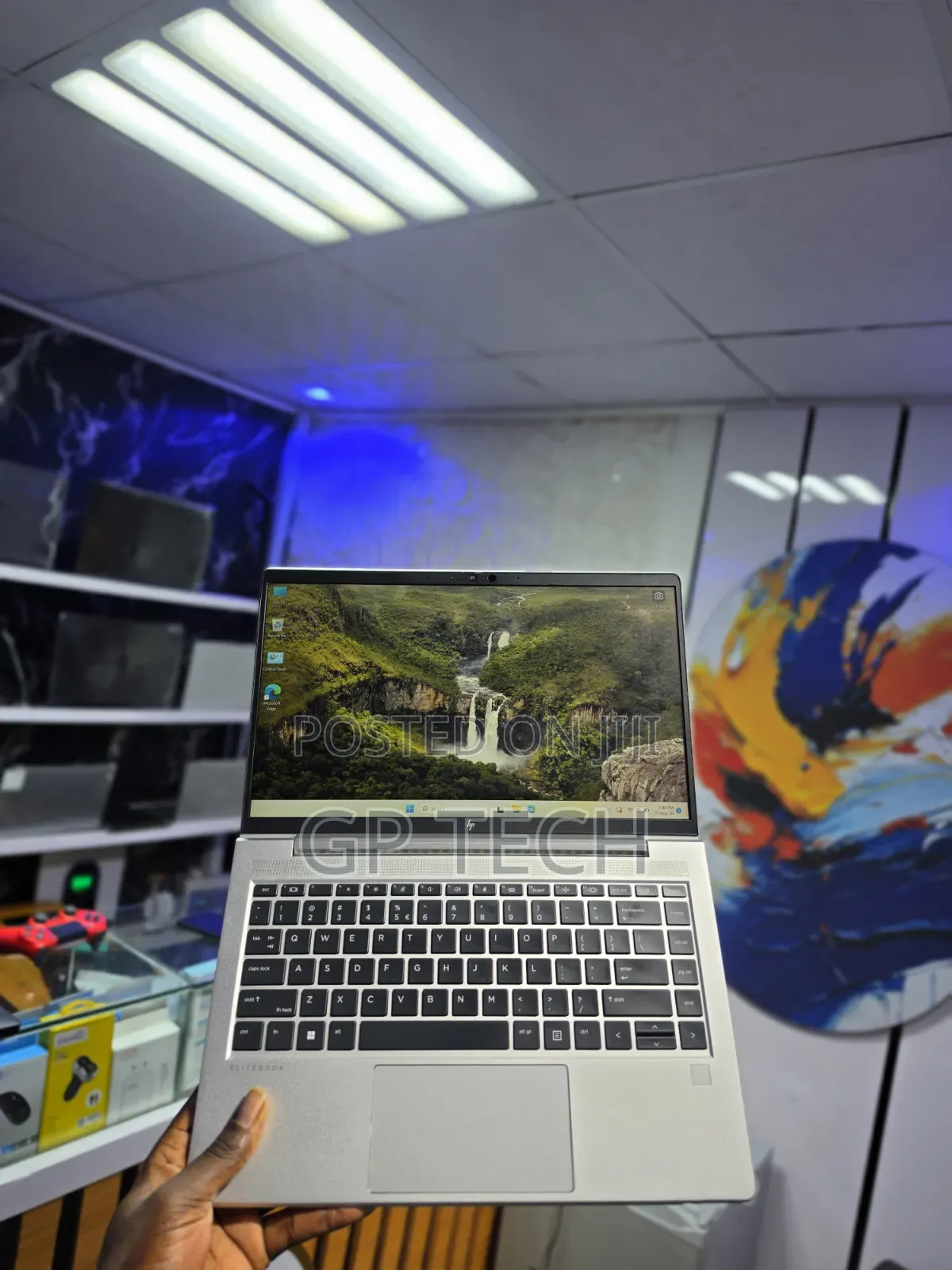 Laptop HP EliteBook 640 G9 8GB Intel Core i7 SSD 256GB