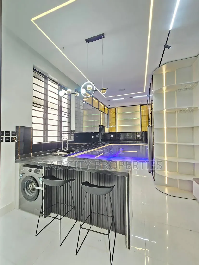 5bdrm Duplex in Lekki Lagos for sale