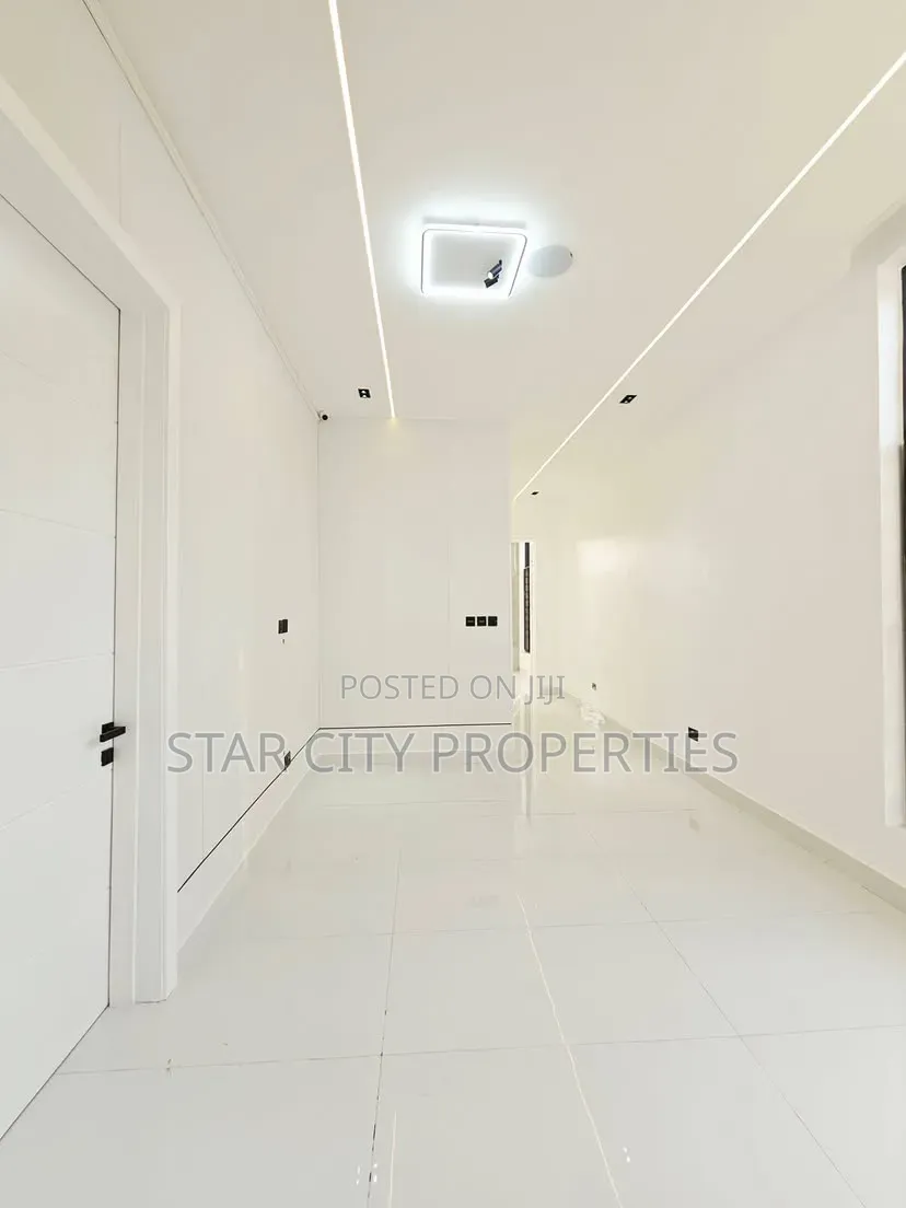 5bdrm Duplex in Lekki Lagos for sale