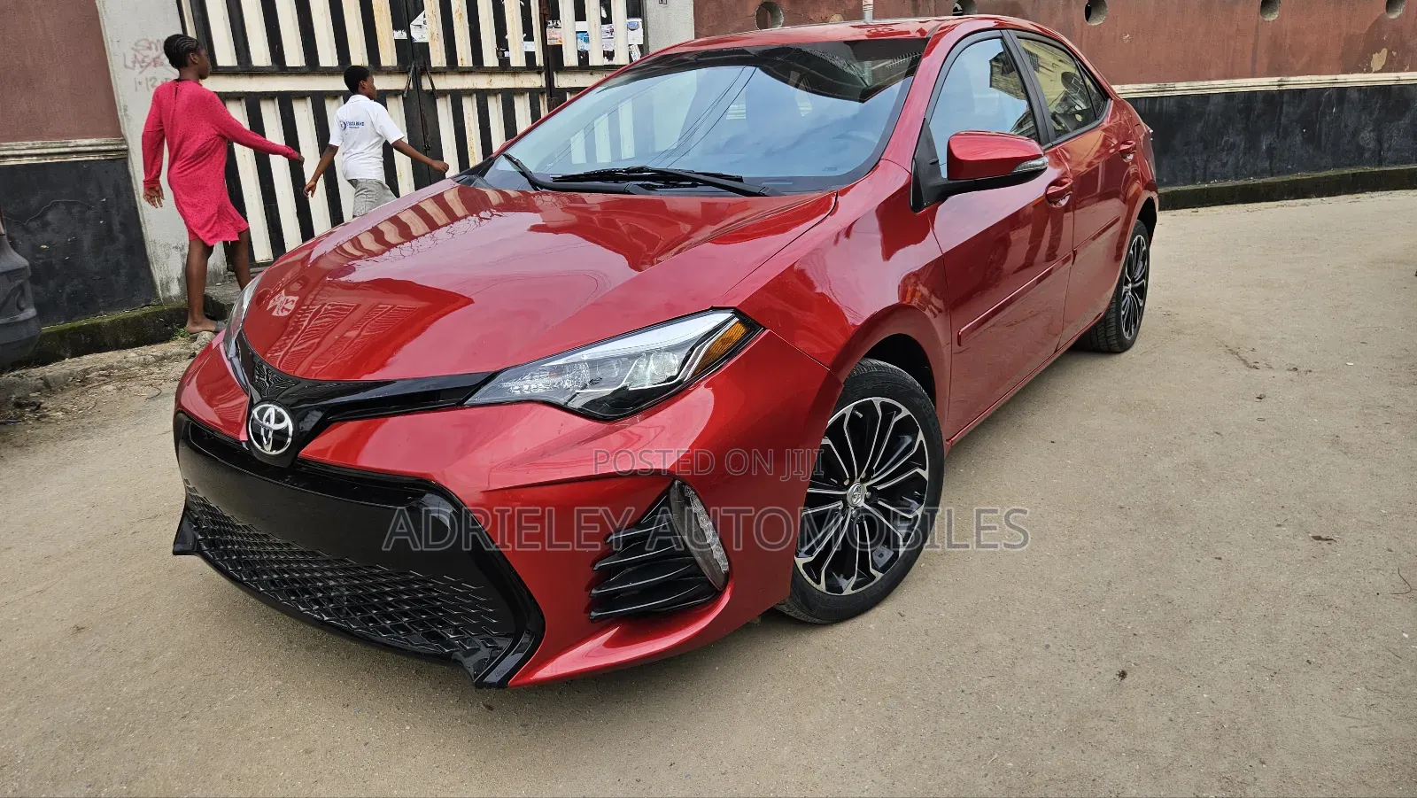 Toyota Corolla S Plus 4dr Sedan (1.8L 4cyl CVT) 2015 Red