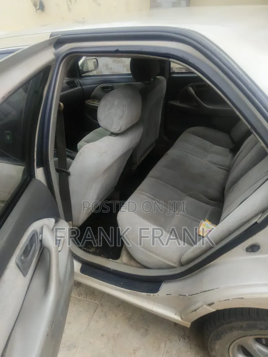 Toyota Camry 2001 Silver