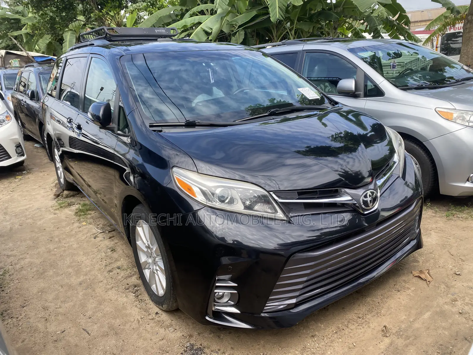 Toyota Sienna Limited Premium (3.5L 6cyl 8A) 2018 Black