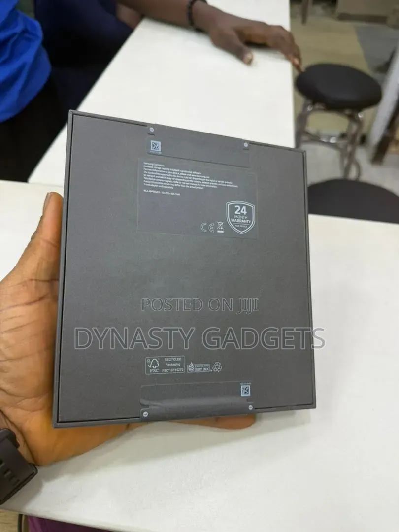 New Samsung Galaxy Z Fold8 Ultra 256 GB Purple