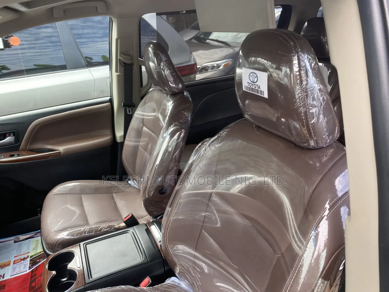 Toyota Sienna Limited Premium (3.5L 6cyl 8A) 2018 Black