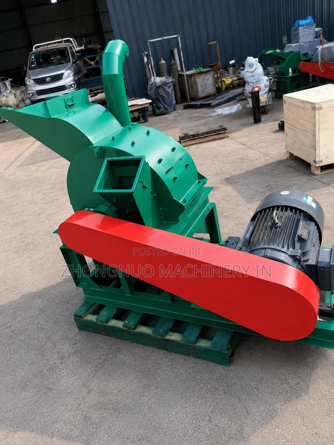 Wood Chip and Sawdust Crusher