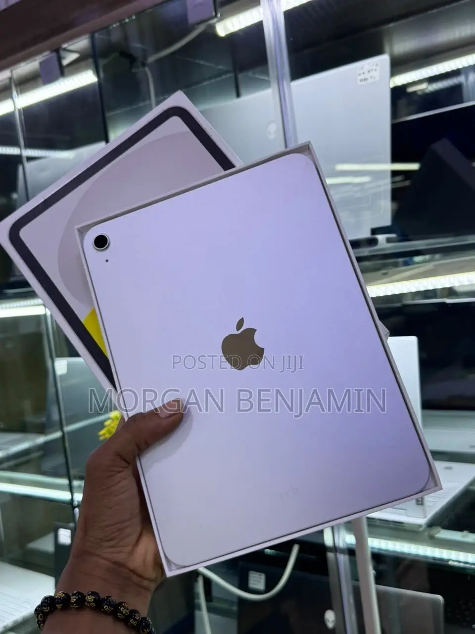 New Apple iPad (2025) 256 GB