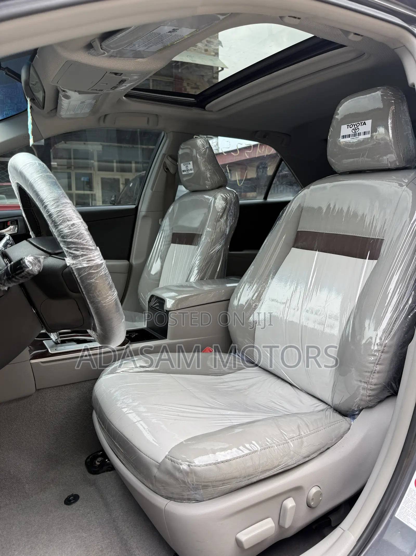 Toyota Camry XLE 4dr Sedan (2.5L 4cyl 6A) 2013 Gray
