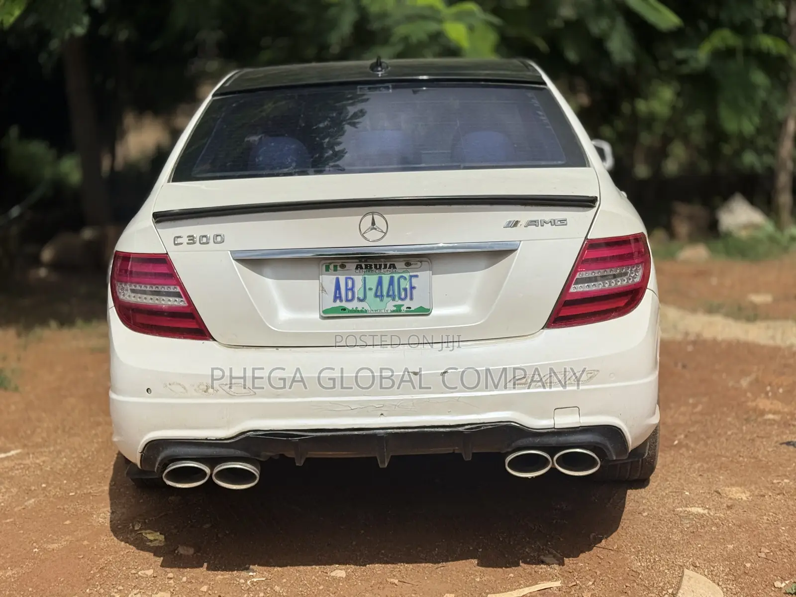 Mercedes-Benz C300 Luxury Sedan RWD (3.0L 6cyl 7A) 2010 White