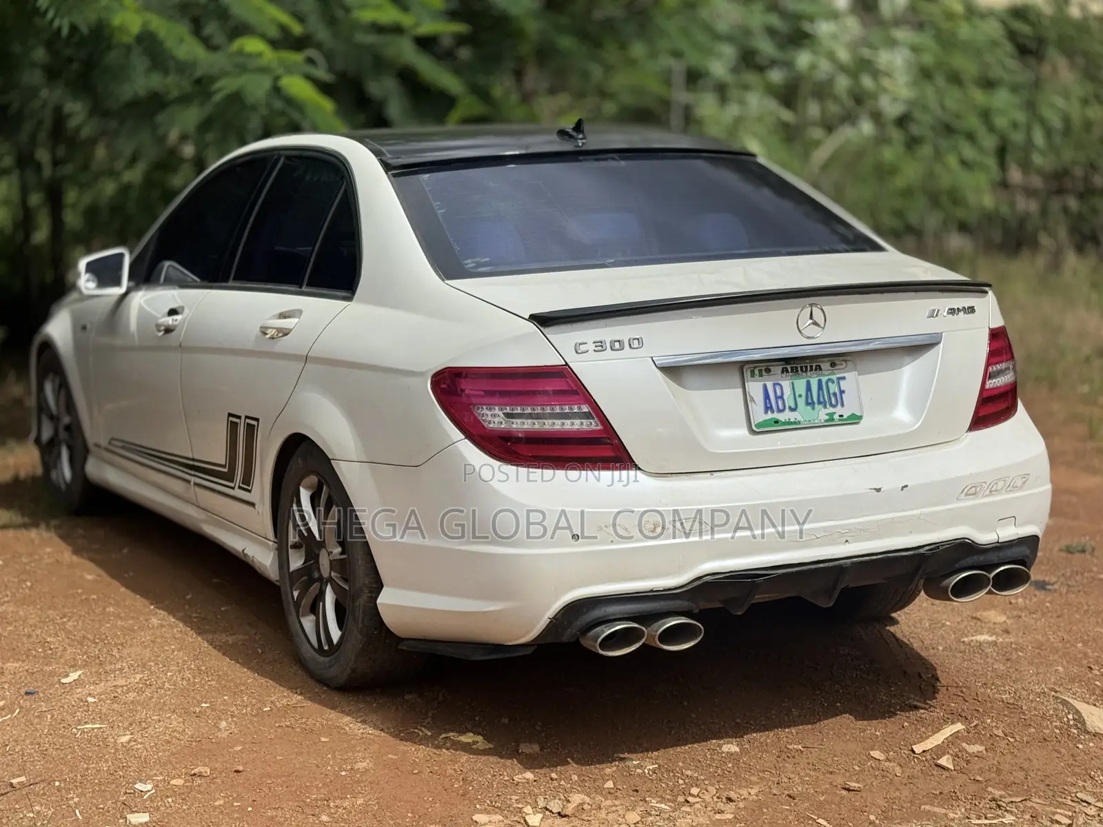 Mercedes-Benz C300 Luxury Sedan RWD (3.0L 6cyl 7A) 2010 White