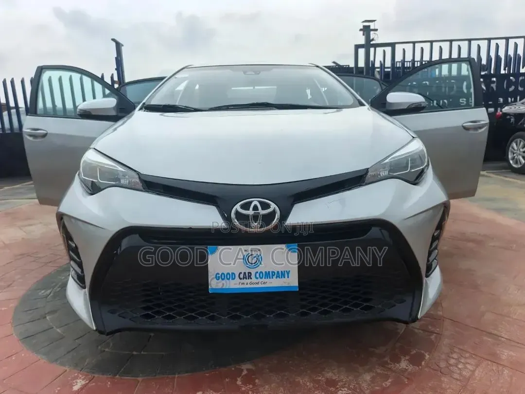 Toyota Corolla 2018 Silver