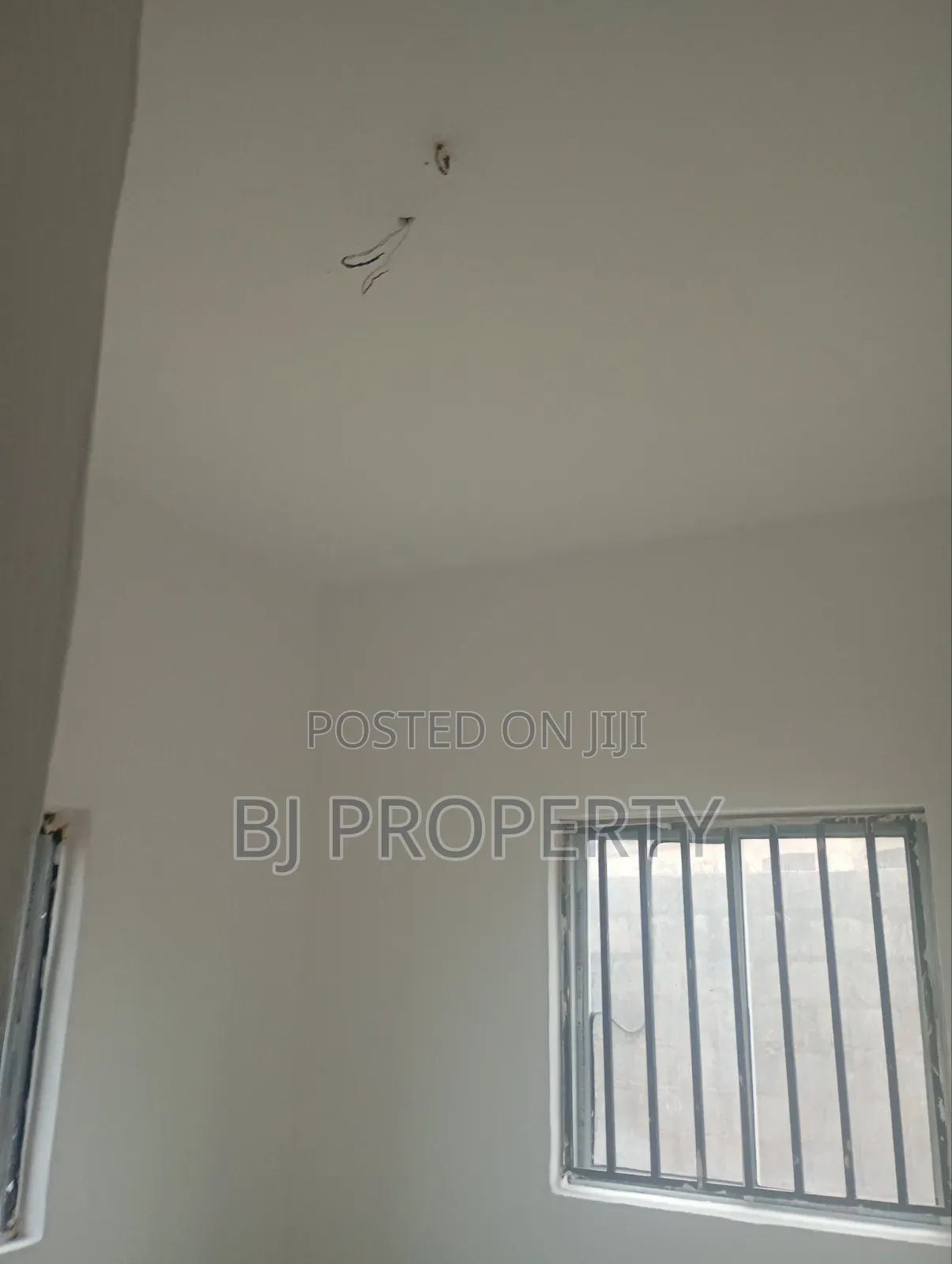2bdrm Block of Flats in Government Layout, Kubwa for rent