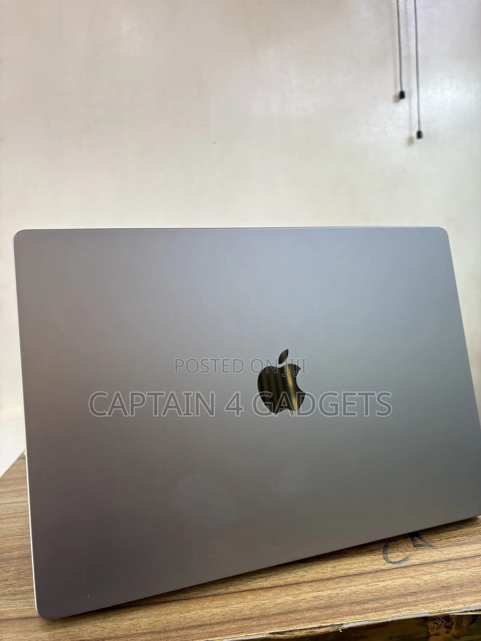Laptop Apple MacBook Pro 2021 M1 32GB Apple M1 Pro SSD 1T