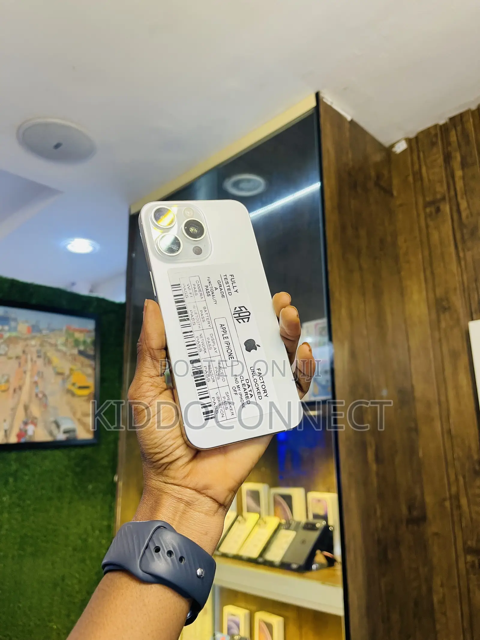 Apple iPhone 15 Pro Max 256 GB White