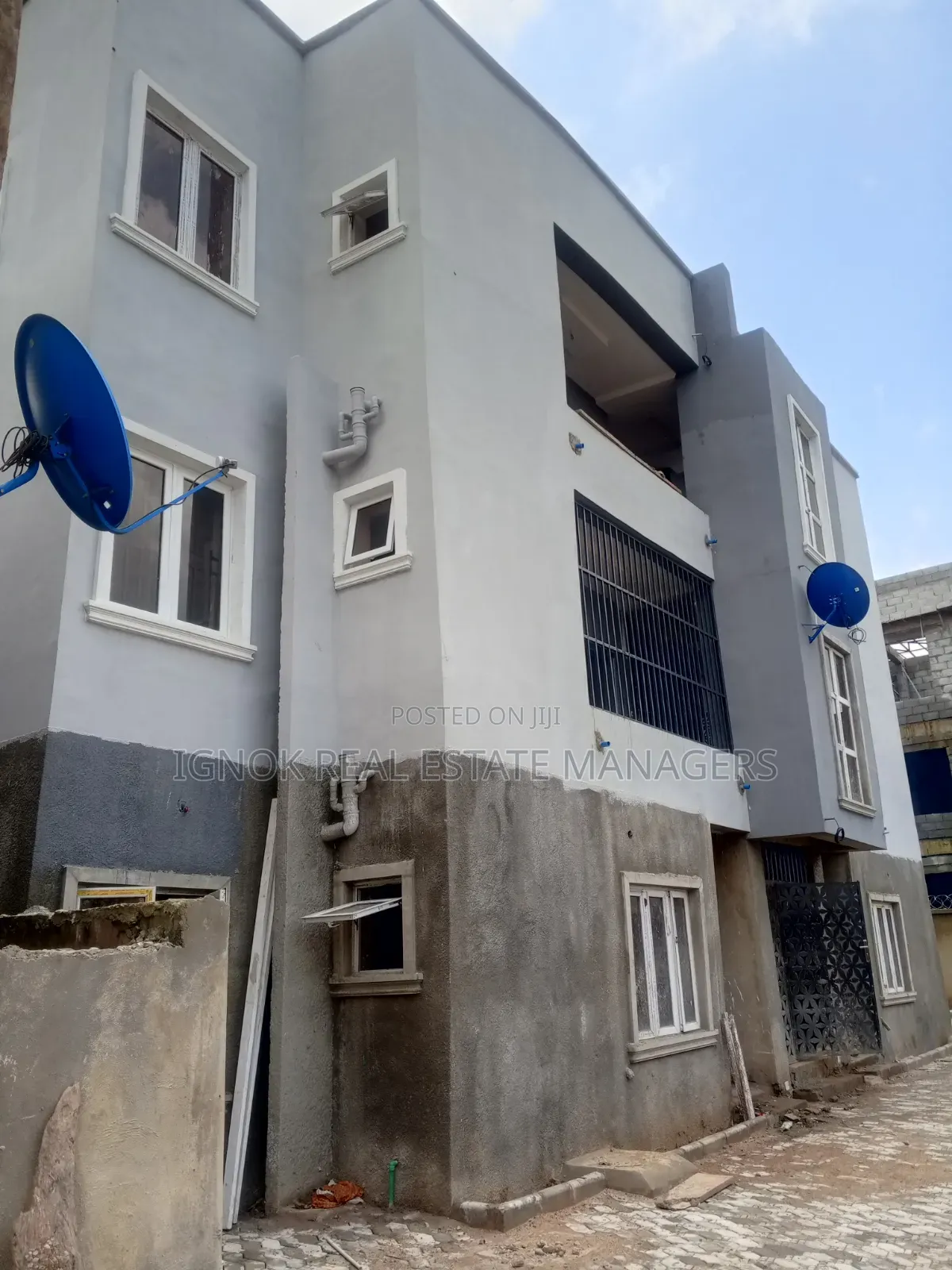 2bdrm Block of Flats in Dape for sale