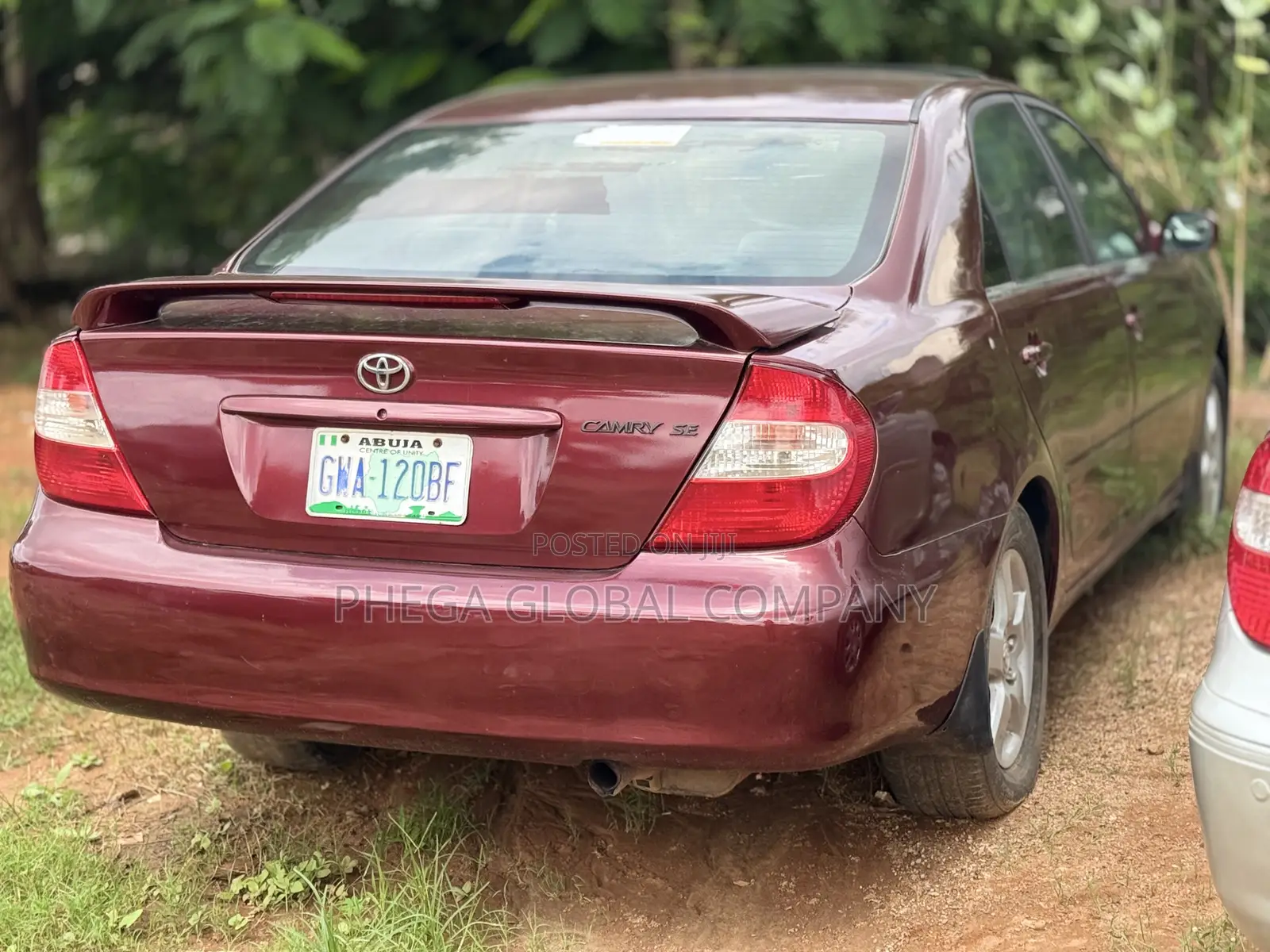 Toyota Camry LE 4dr Sedan (2.4L 4cyl 5M) 2004 Burgundy