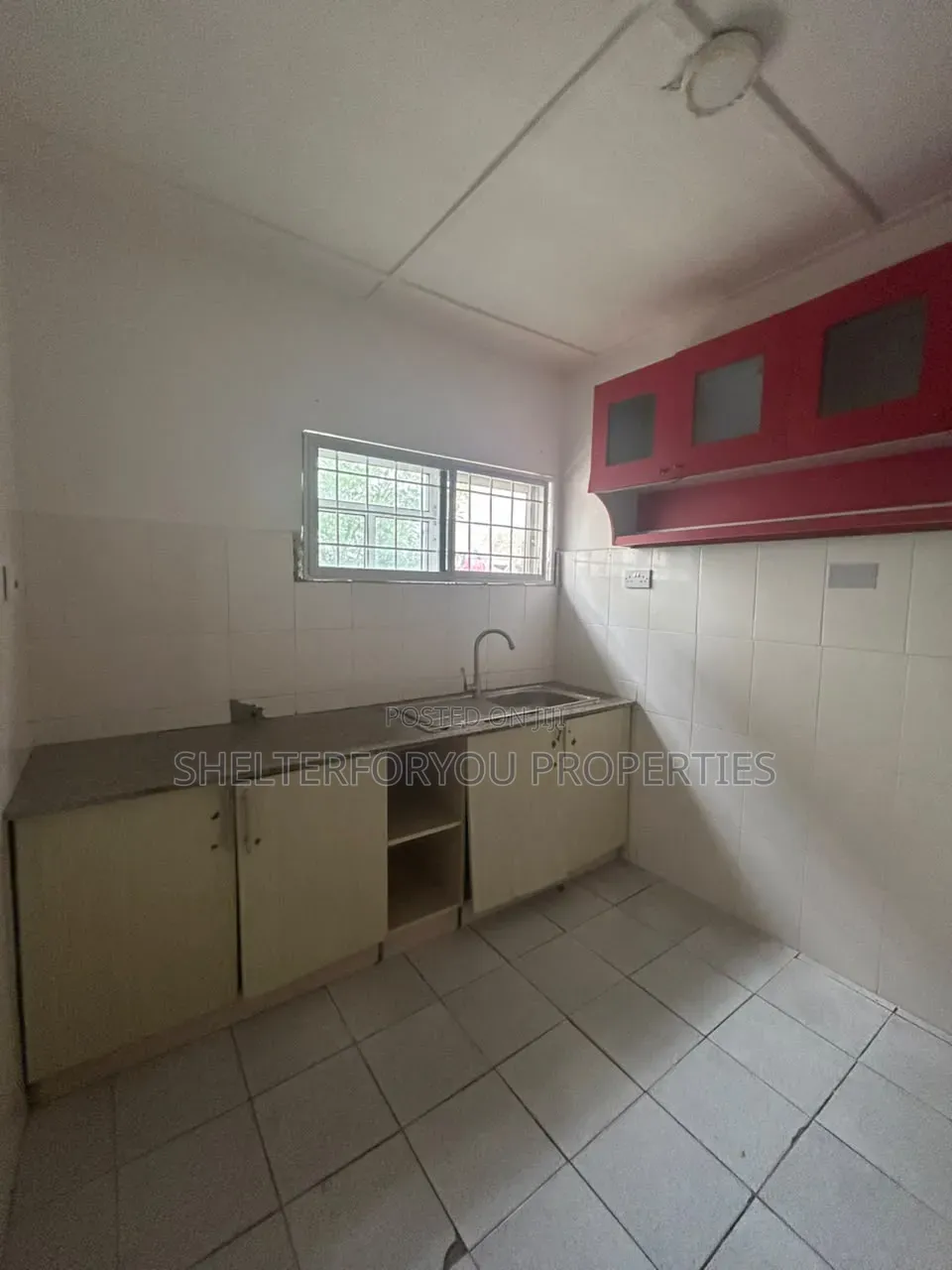 1bdrm Apartment in Lekki Phase 1 for rent