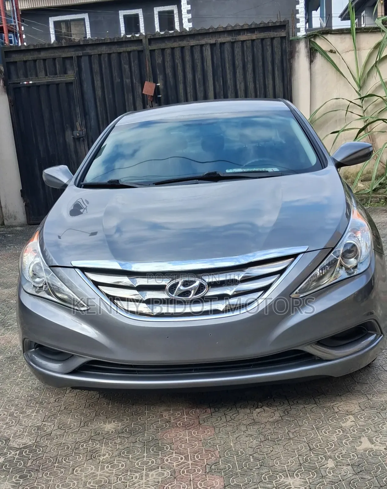 Hyundai Sonata 2012 Gray