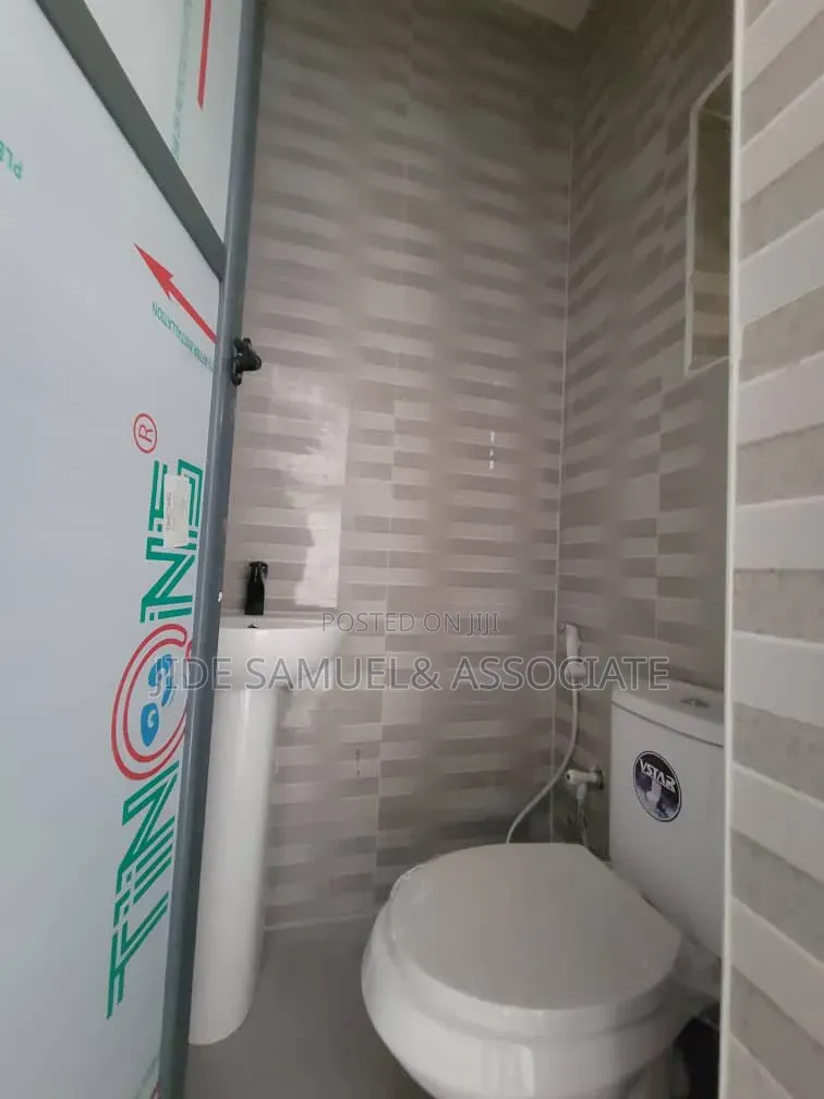 Furnished Mini Flat in Ayobo for rent