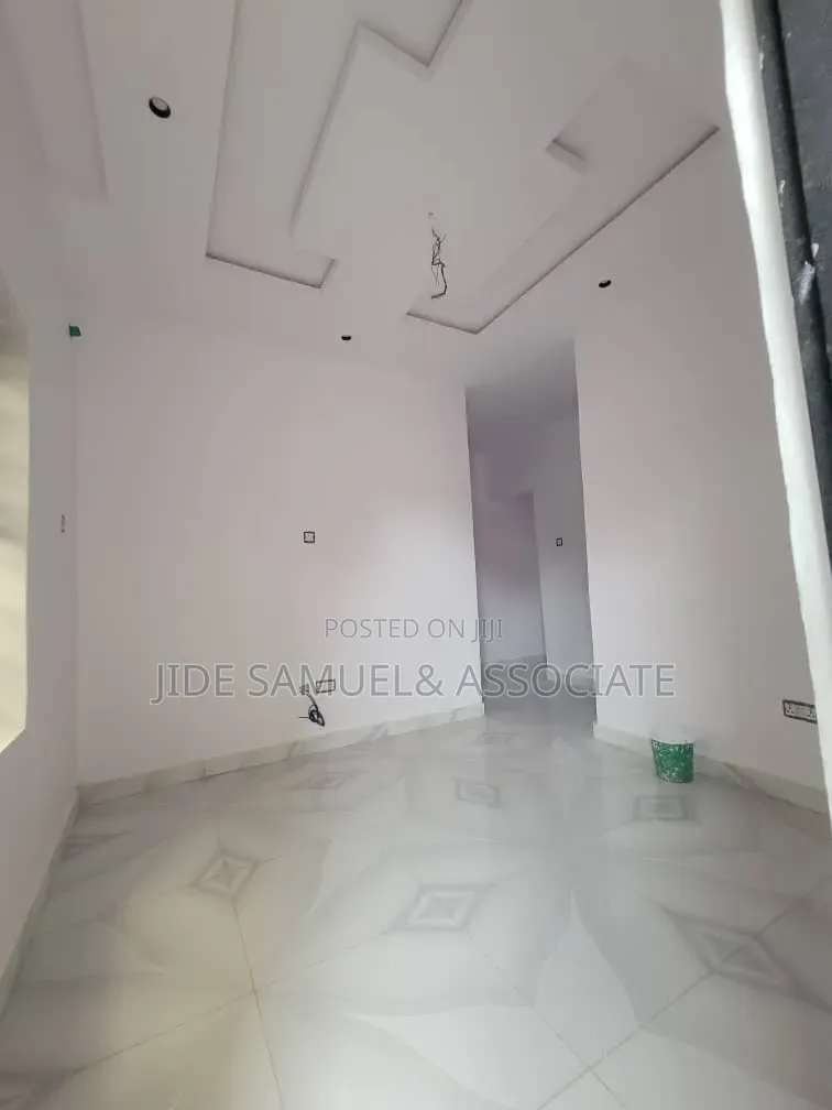 Furnished Mini Flat in Ayobo for rent