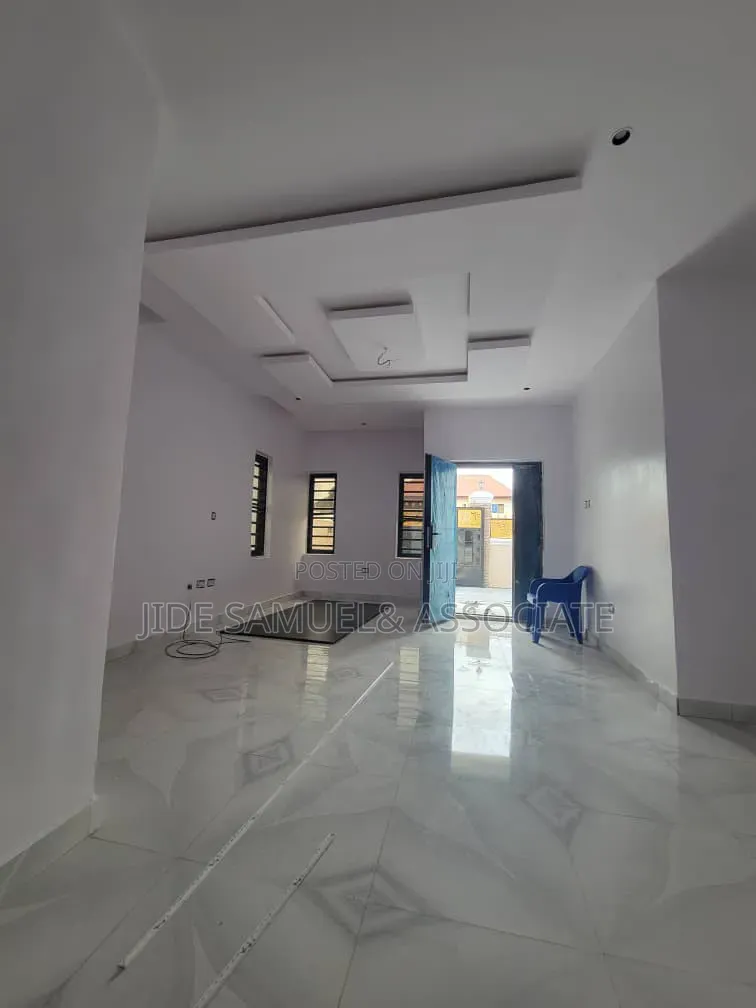 Furnished Mini Flat in Ayobo for rent